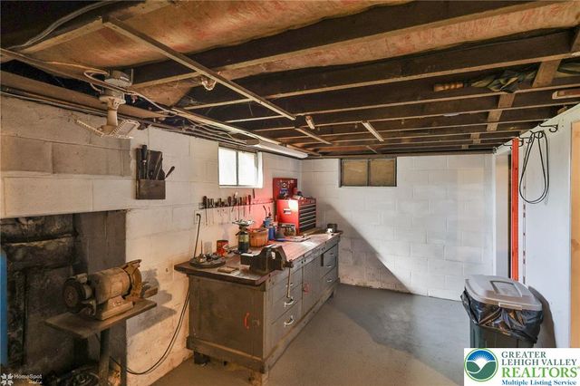 429 Monocacy Drive, Moore Twp, PA 18014