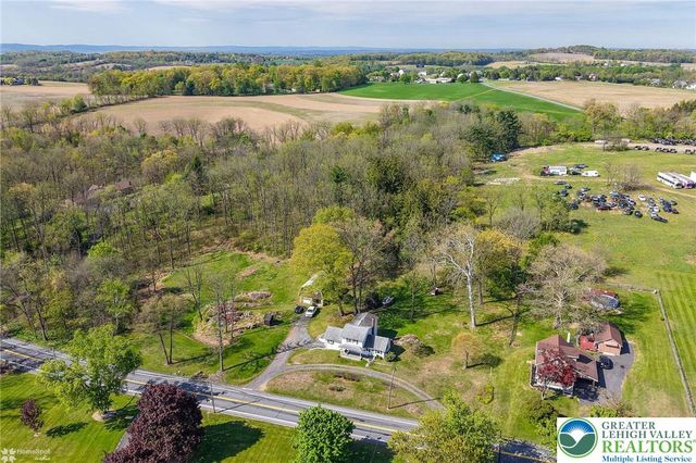 429 Monocacy Drive, Moore Twp, PA 18014