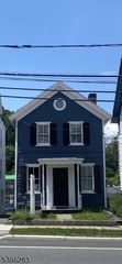 51 High St, Newton Town, NJ 07860