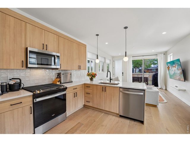 1411 Zenobia St, Denver, CO 80204
