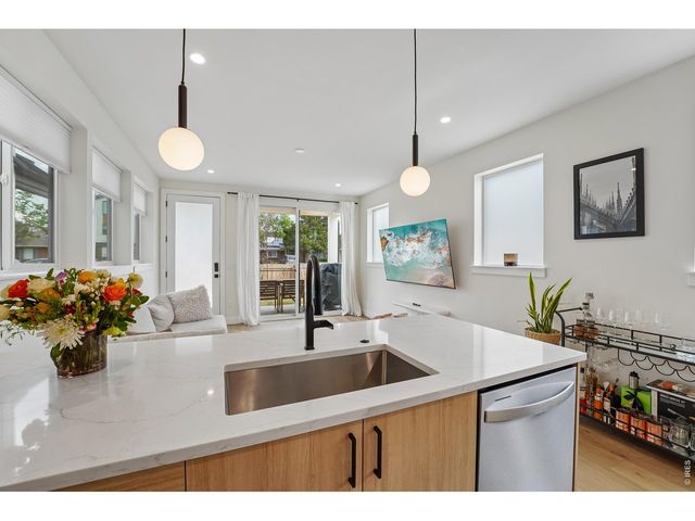 1411 Zenobia St, Denver, CO 80204