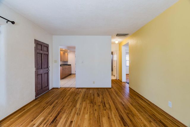 2738 Monroe Street NE, Albuquerque, NM 87110