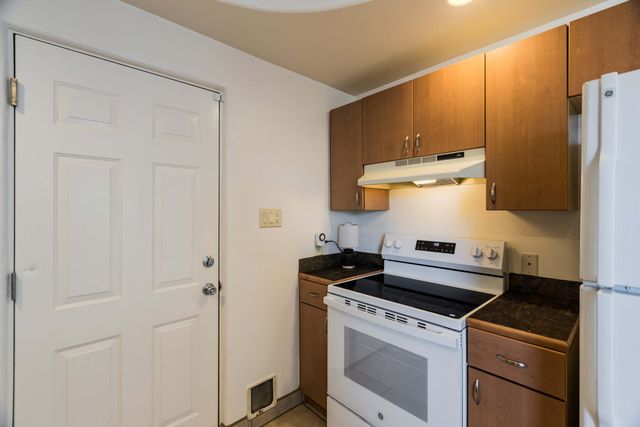 2738 Monroe Street NE, Albuquerque, NM 87110