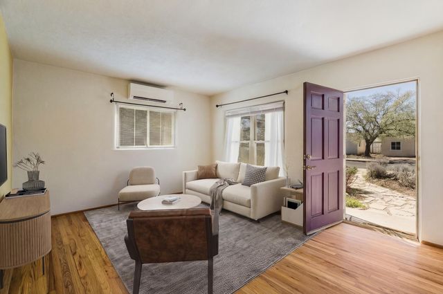 2738 Monroe Street NE, Albuquerque, NM 87110