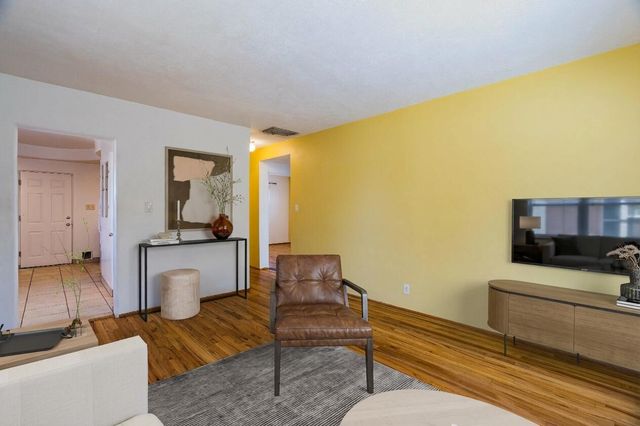 2738 Monroe Street NE, Albuquerque, NM 87110