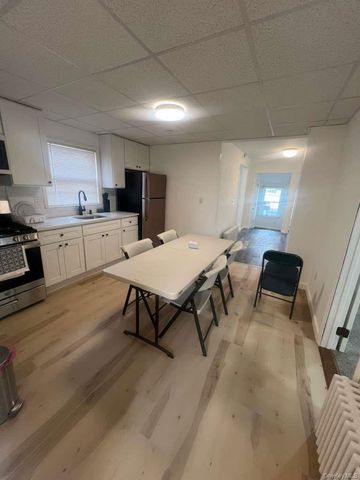 223 S 8th Street, Lindenhurst, NY 11757