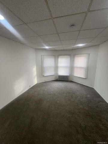 223 S 8th Street, Lindenhurst, NY 11757