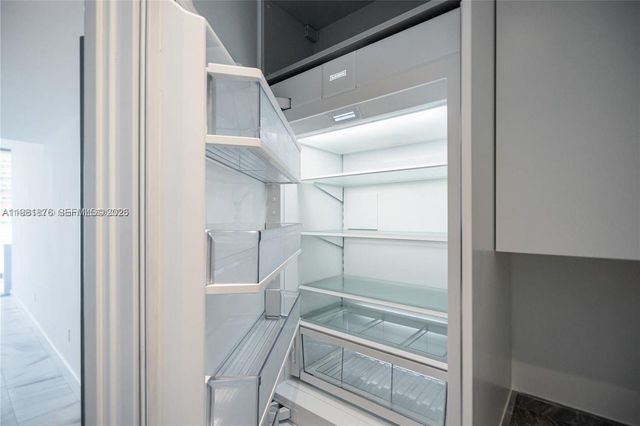 700 NE 26th Ter 904, Miami, FL 33137