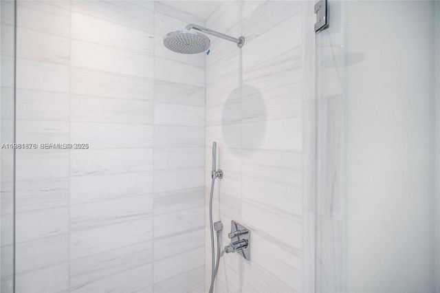 700 NE 26th Ter 904, Miami, FL 33137