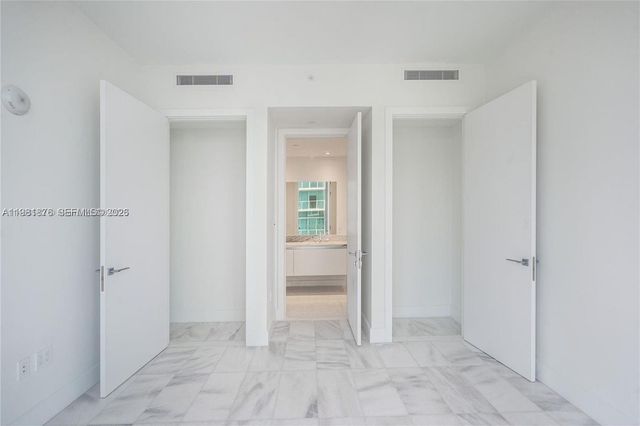 700 NE 26th Ter 904, Miami, FL 33137