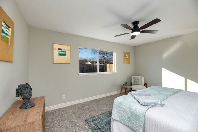 1701 Dorchester Drive, Arlington, TX 76014