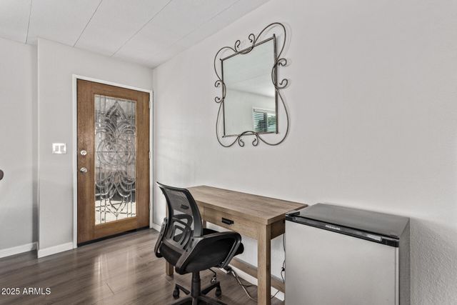 2650 W UNION HILLS Drive 108, Phoenix, AZ 85027