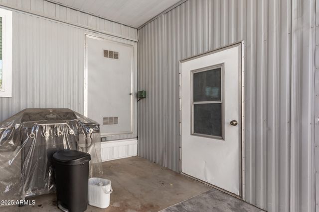 2650 W UNION HILLS Drive 108, Phoenix, AZ 85027