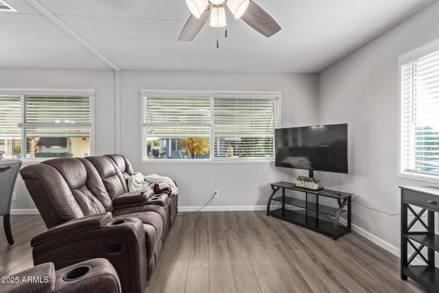 2650 W UNION HILLS Drive 108, Phoenix, AZ 85027