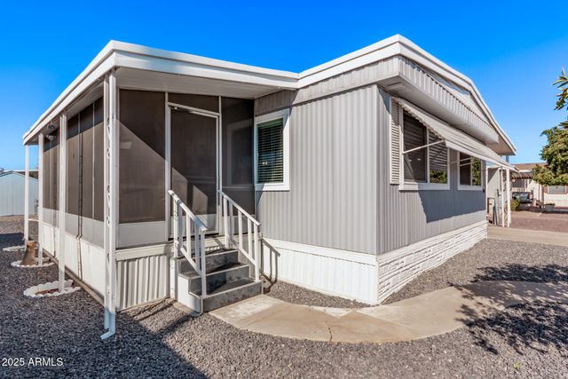 2650 W UNION HILLS Drive 108, Phoenix, AZ 85027