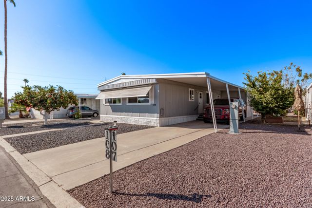 2650 W UNION HILLS Drive 108, Phoenix, AZ 85027