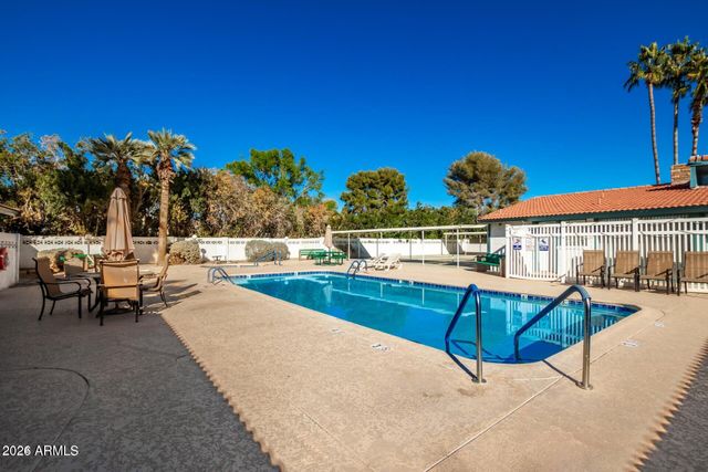 2650 W UNION HILLS Drive 108, Phoenix, AZ 85027