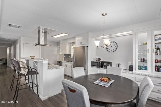 2650 W UNION HILLS Drive 108, Phoenix, AZ 85027