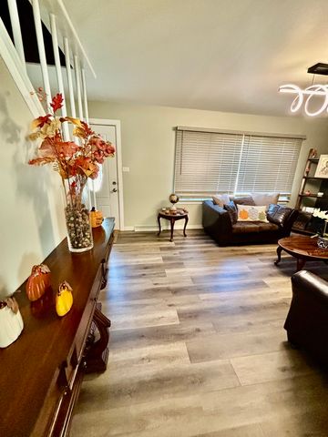 6737 104th Place, Chicago Ridge, IL 60415