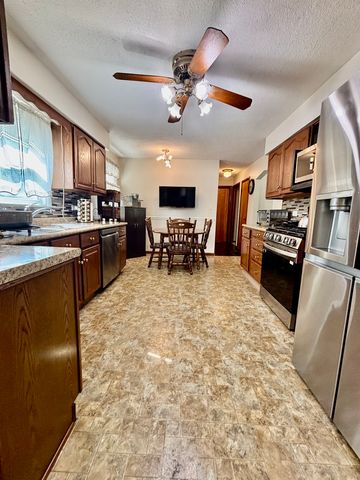 6737 104th Place, Chicago Ridge, IL 60415