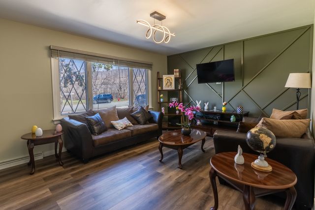 6737 104th Place, Chicago Ridge, IL 60415