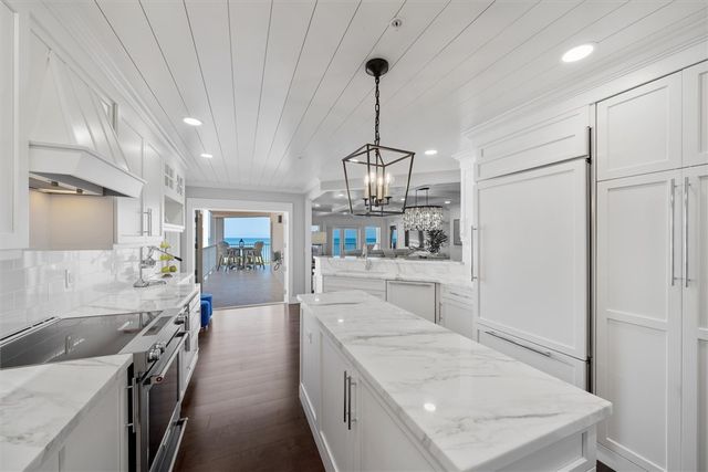 8814 S Sea Oaks Way 303, Vero Beach, FL 32963