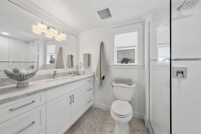 8814 S Sea Oaks Way 303, Vero Beach, FL 32963