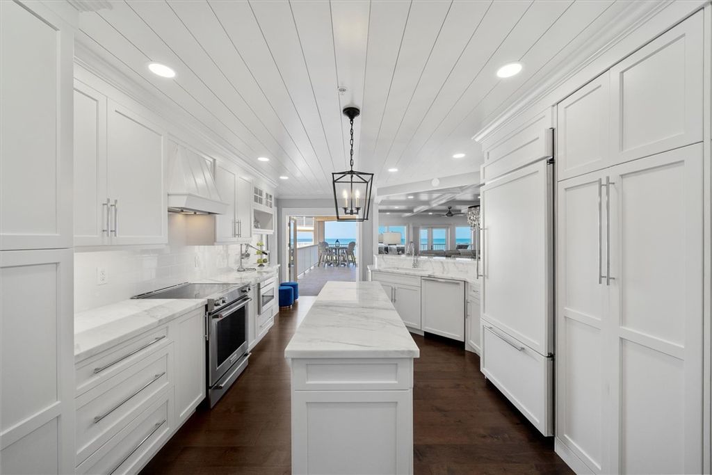 8814 S Sea Oaks Way 303, Vero Beach, FL 32963