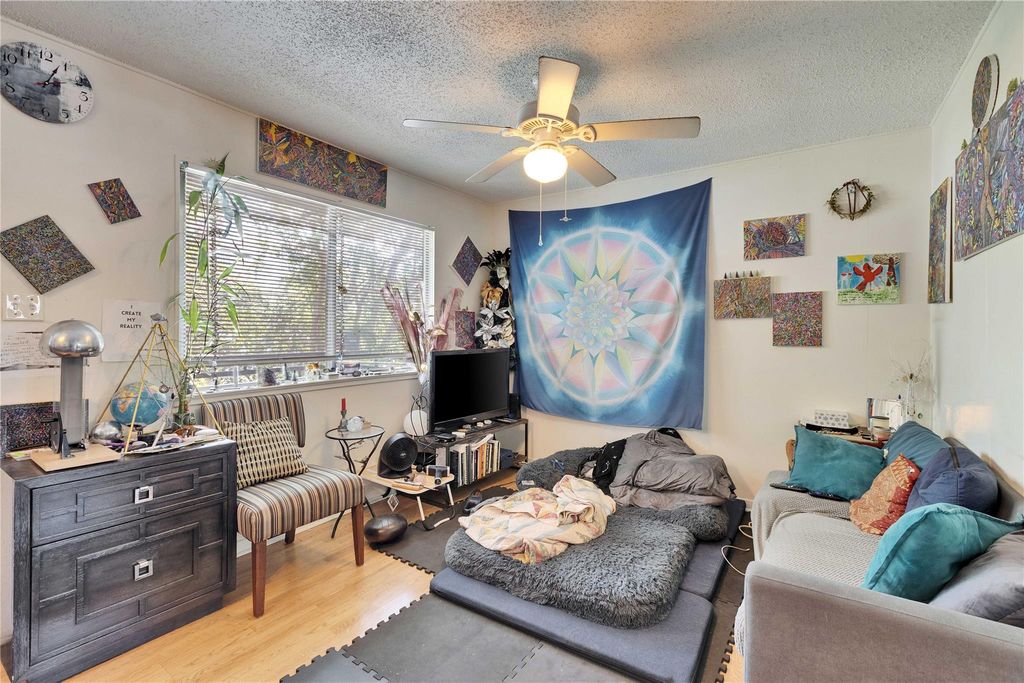 2721 Hemphill PARK B203, Austin, TX 78705
