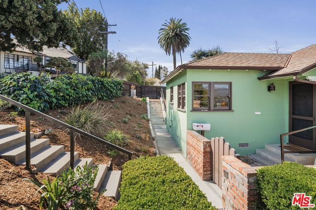 2601 Adelbert Avenue, Silver Lake, CA 90039