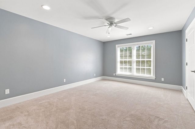 128 Knotty Pine Way, Murrells Inlet, SC 29576