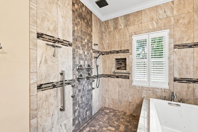 128 Knotty Pine Way, Murrells Inlet, SC 29576