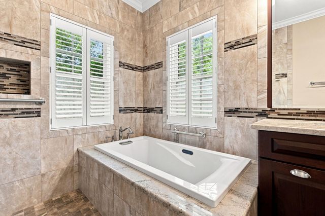 128 Knotty Pine Way, Murrells Inlet, SC 29576