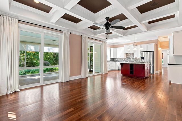 128 Knotty Pine Way, Murrells Inlet, SC 29576
