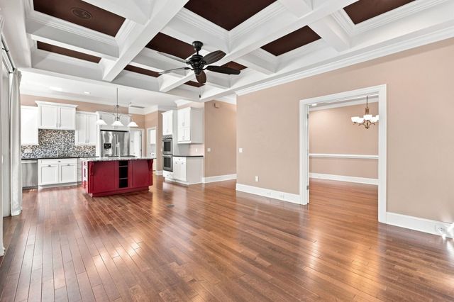 128 Knotty Pine Way, Murrells Inlet, SC 29576