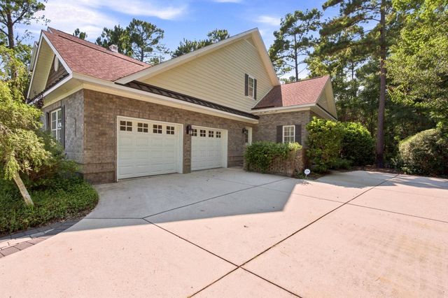 128 Knotty Pine Way, Murrells Inlet, SC 29576
