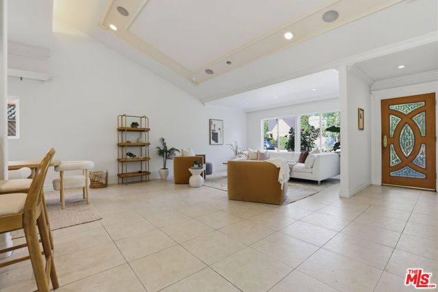 1317 Sinaloa Drive, Glendale, CA 91207