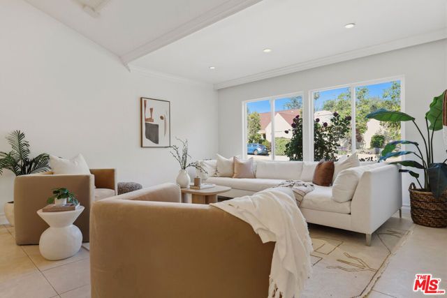 1317 Sinaloa Drive, Glendale, CA 91207
