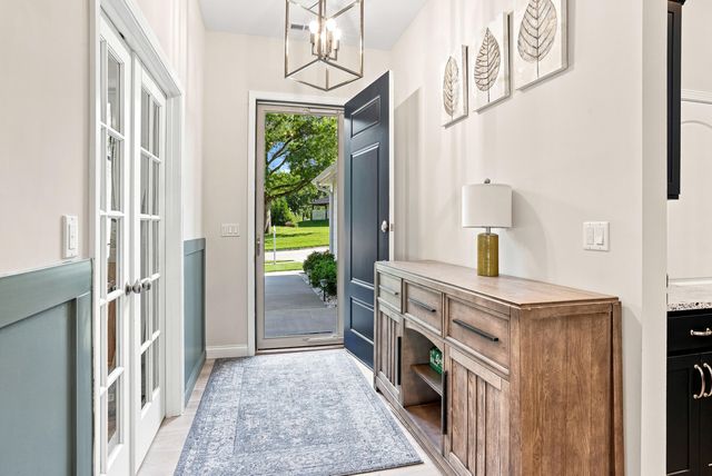 2404 BAXLEY DR, Columbia, MO 65201