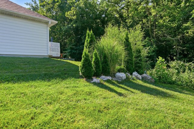 2404 BAXLEY DR, Columbia, MO 65201