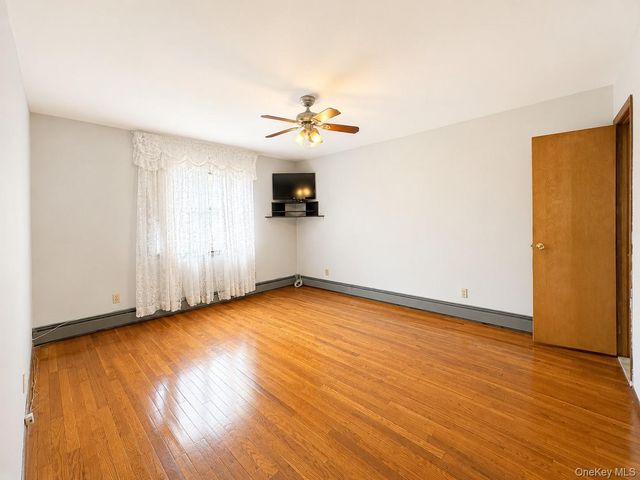15754 95th Street, Howard Beach, NY 11414