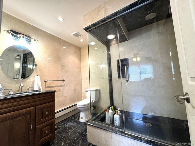 15754 95th Street, Howard Beach, NY 11414