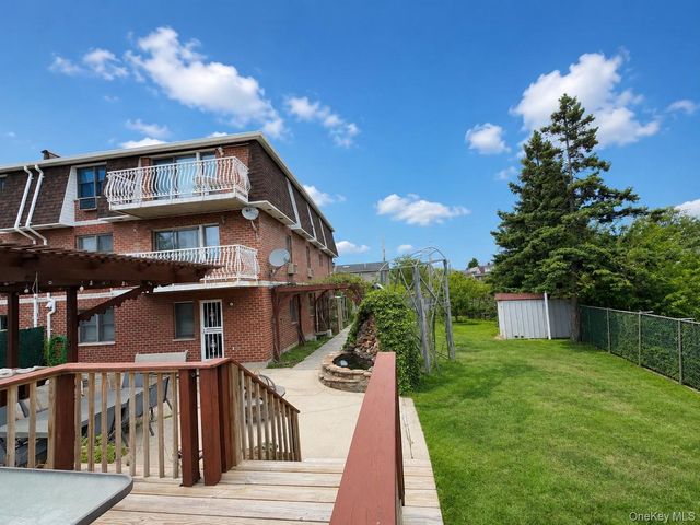 15754 95th Street, Howard Beach, NY 11414