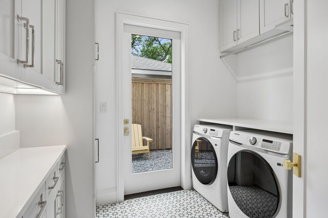 10215 Lynford Drive, Dallas, TX 75238