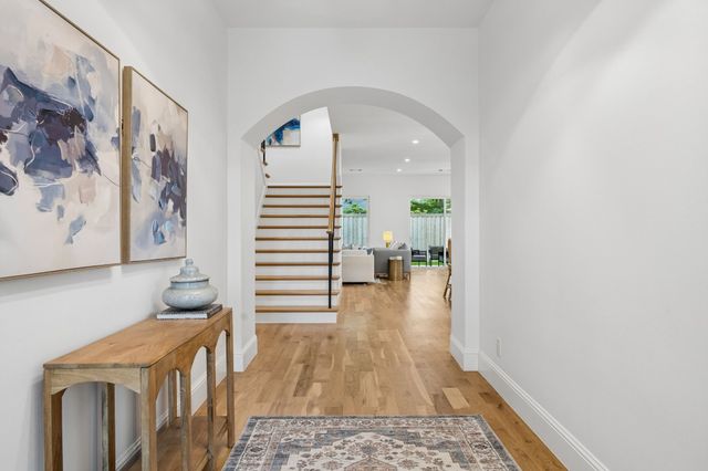 10215 Lynford Drive, Dallas, TX 75238