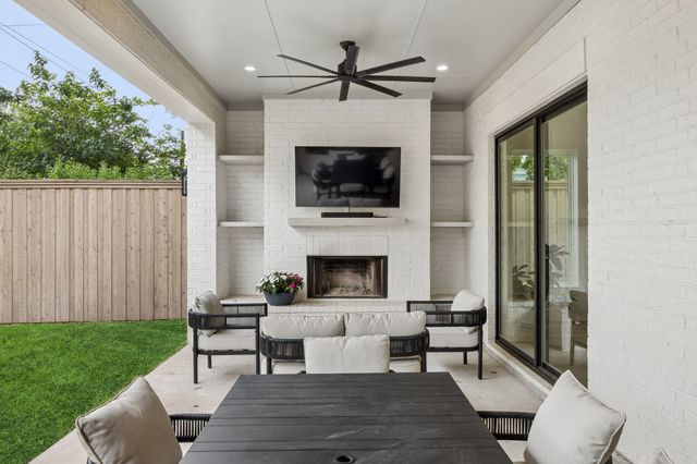 10215 Lynford Drive, Dallas, TX 75238