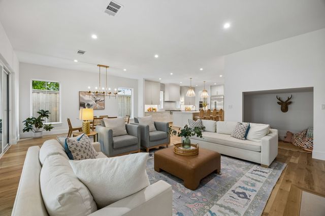 10215 Lynford Drive, Dallas, TX 75238
