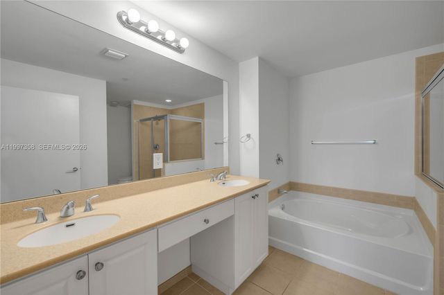 3340 NE 190th St 503, Aventura, FL 33180