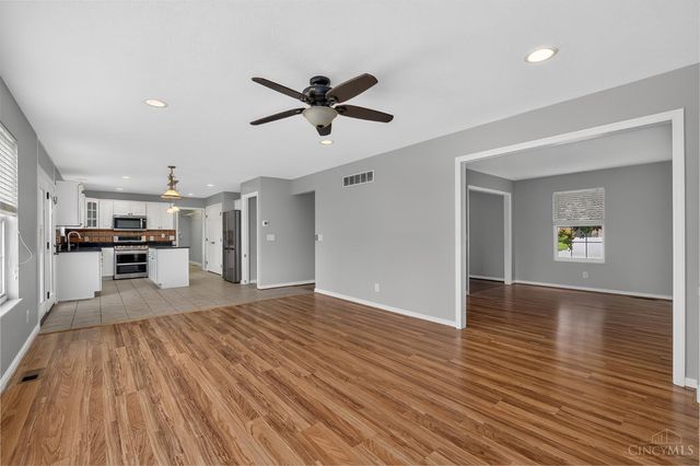 5593 Eden Ridge Drive, Green Twp, OH 45247