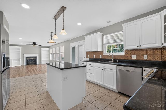 5593 Eden Ridge Drive, Green Twp, OH 45247